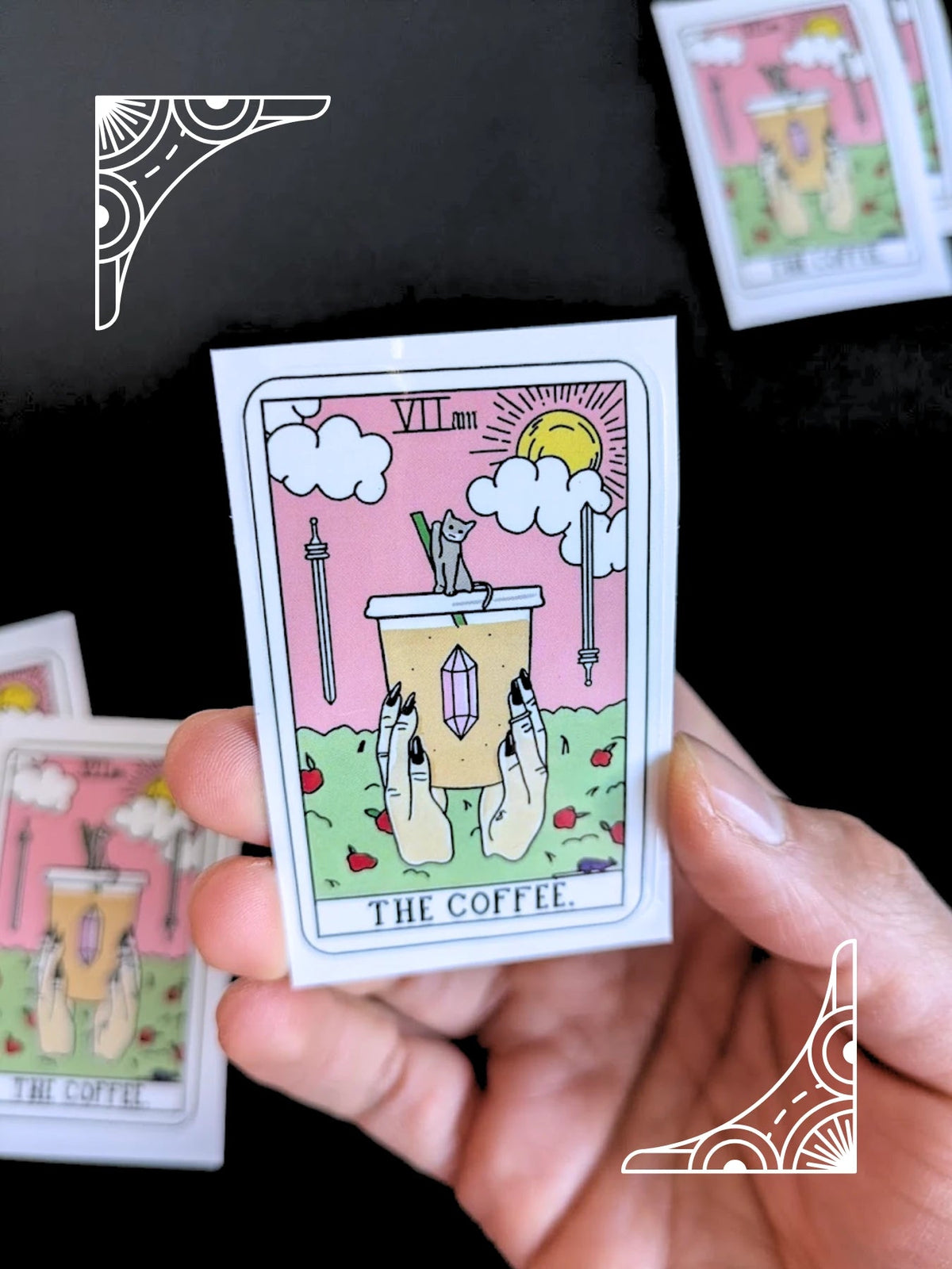 THE COFFEE | Sticker de Café estilo Tarot - Café Sin Filtro