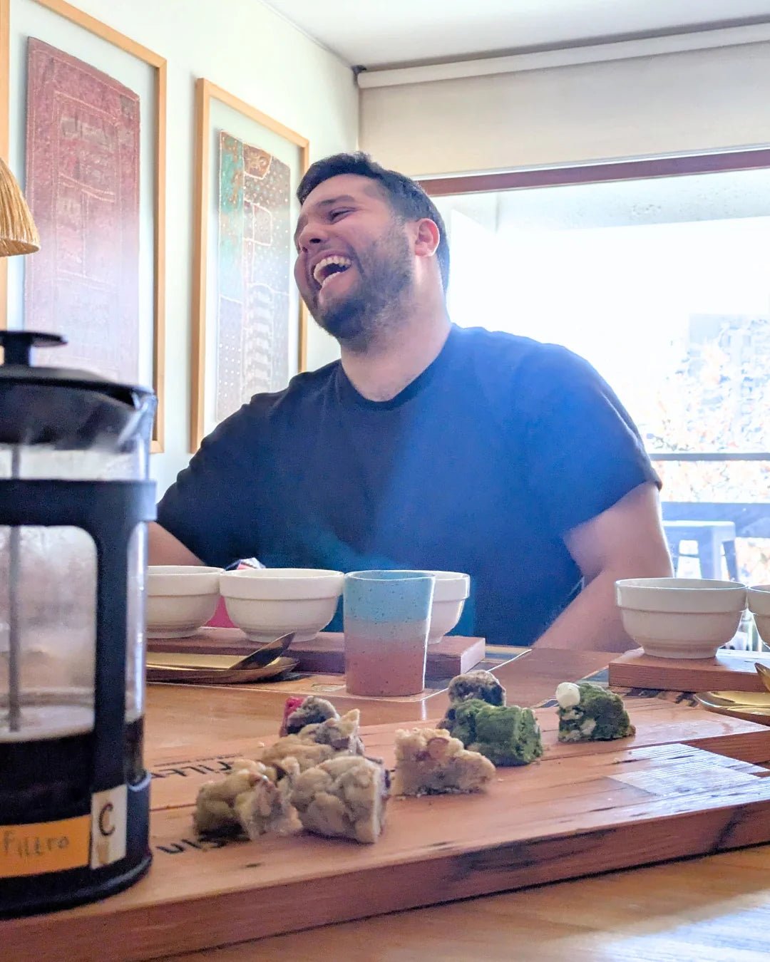 Cata de café en Santiago: taller práctico y cata a ciegas - Café Sin Filtro