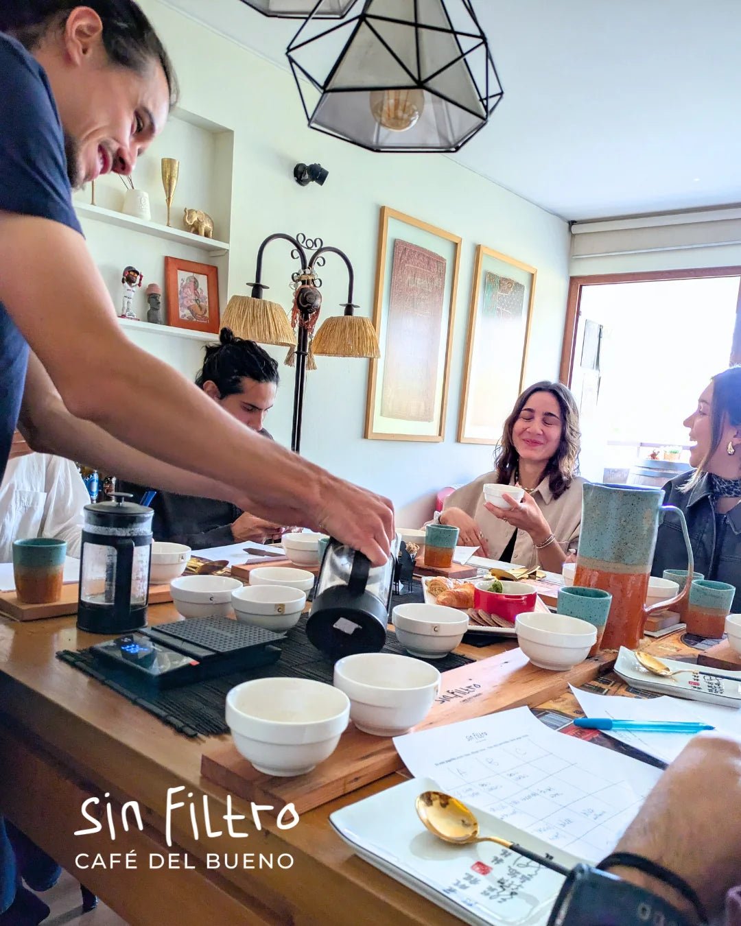 Cata de café en Santiago: taller práctico y cata a ciegas - Café Sin Filtro